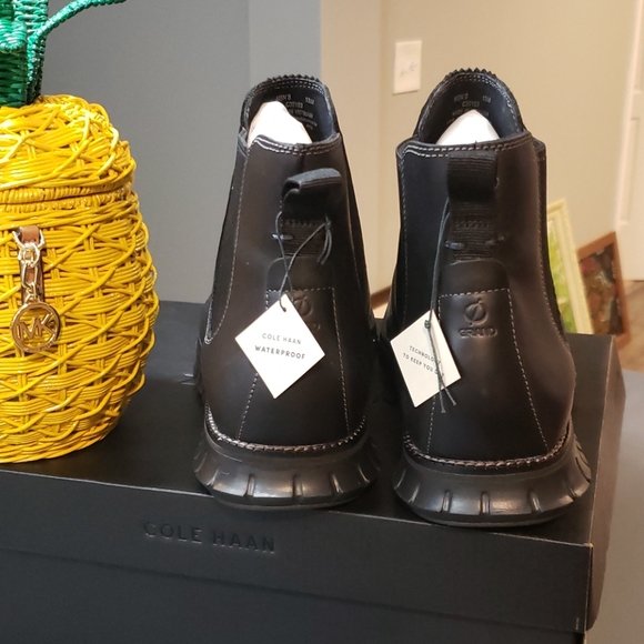 Cole Haan Men's Zerogrand Chelsea Boot - Picture 4 of 5